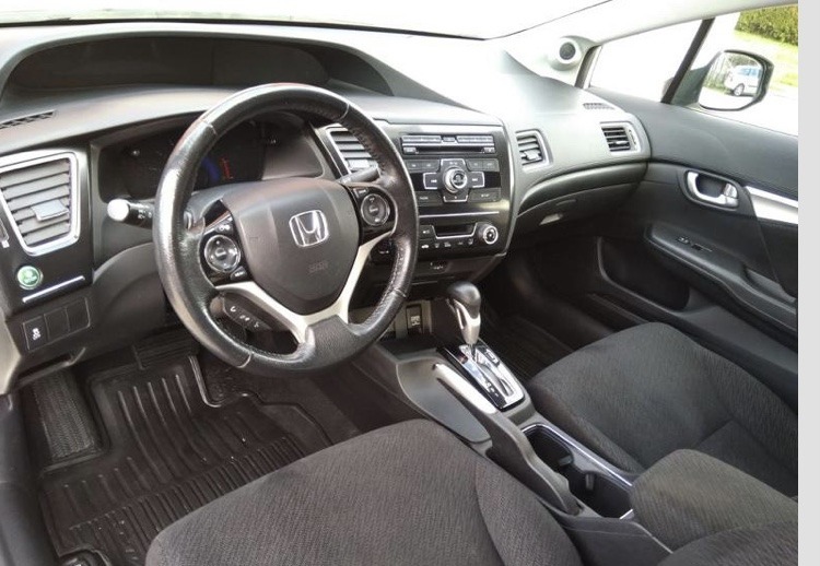Honda Civic 1.8 Седан, Автоматик, бензин/газ, снимка 5 - Автомобили и джипове - 41001782