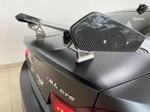 BMW M4 GTS - изображение 10