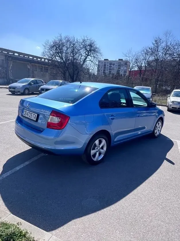 Skoda Rapid 1.2 TSI (105 hp), 117k.km, 4-цилиндров , снимка 5 - Автомобили и джипове - 53826017