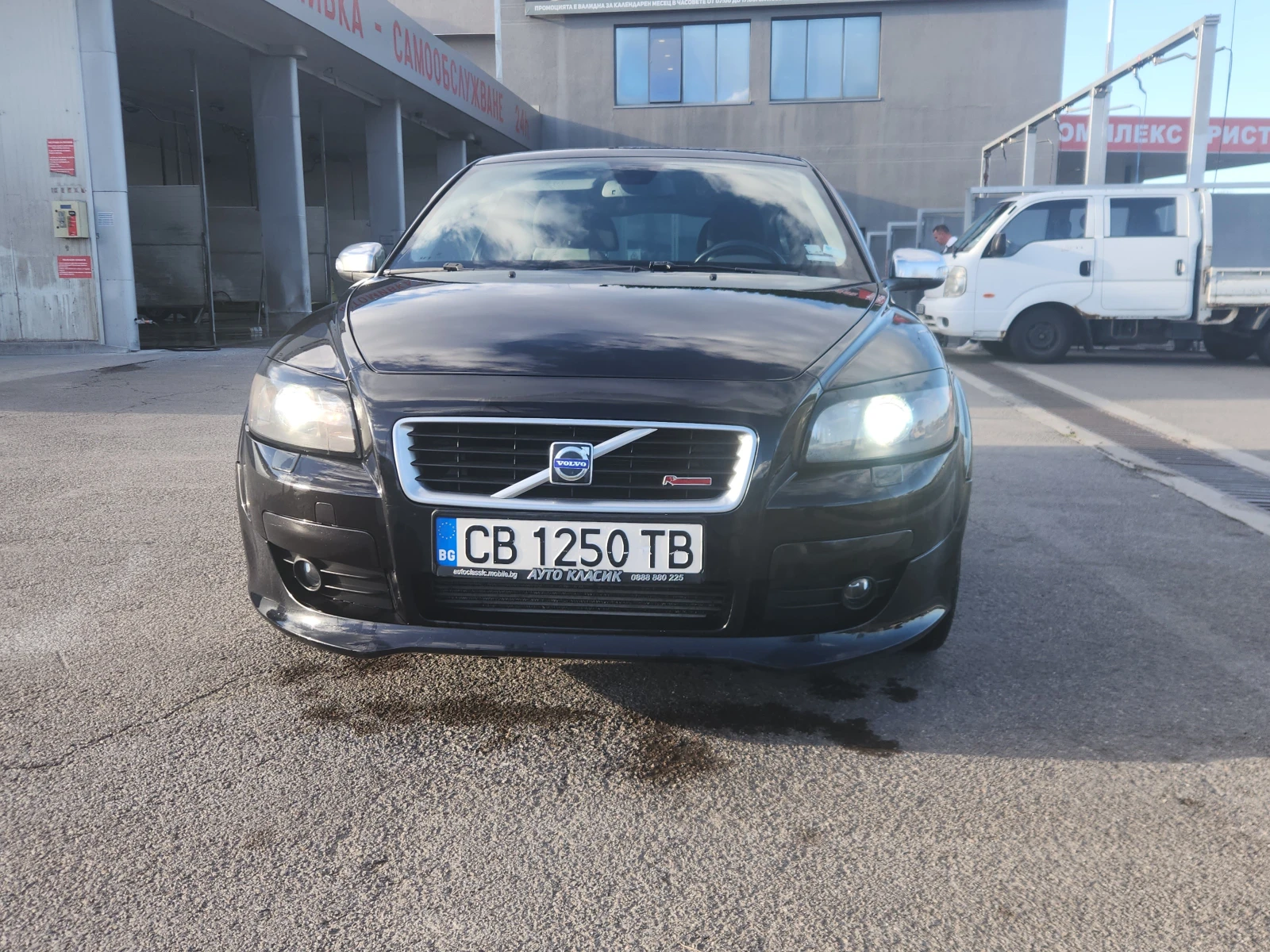 Volvo C30 2.4 D5 R-Design, снимка 1
