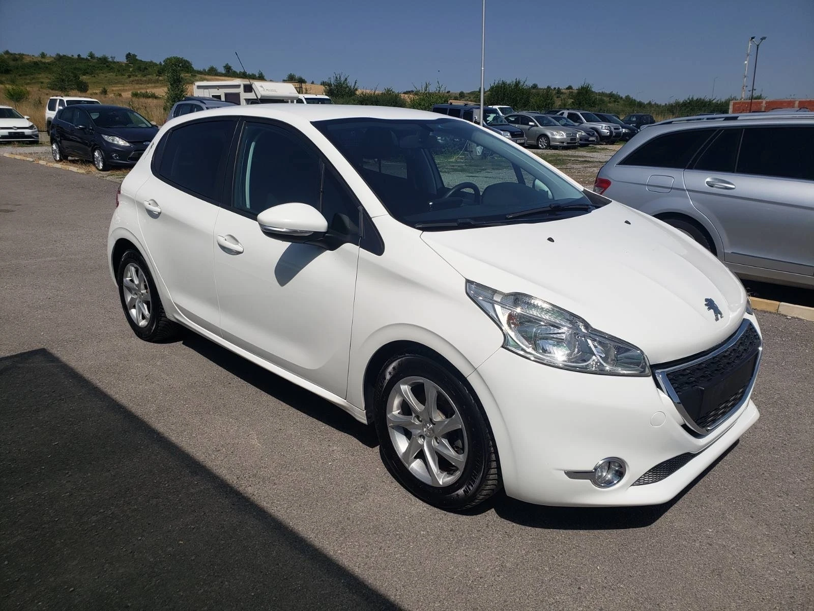 Peugeot 208 1, 4 Бензин/газ - изображение 2