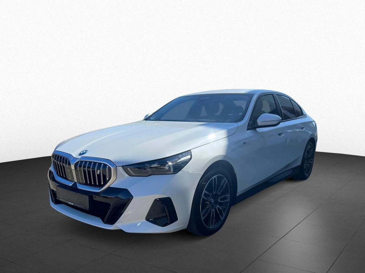 BMW i5 eDrive40 M-Sport 360/B&W/Merino/DA+ Гаранция - изображение 4