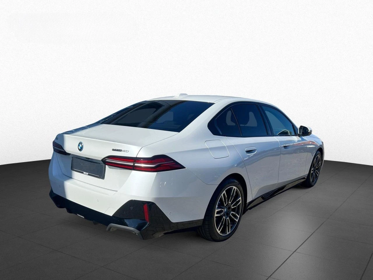 BMW i5 eDrive40 M-Sport 360/B&W/Merino/DA+ Гаранция - изображение 3