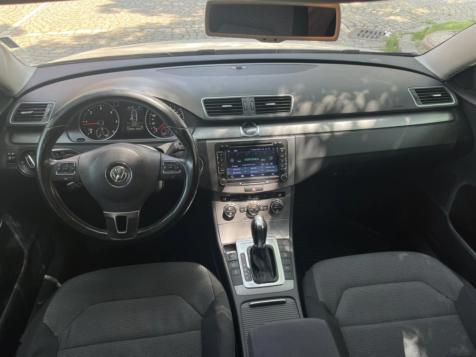 VW Passat 2, 0 TDI 140 k.c СЕДАН - изображение 7