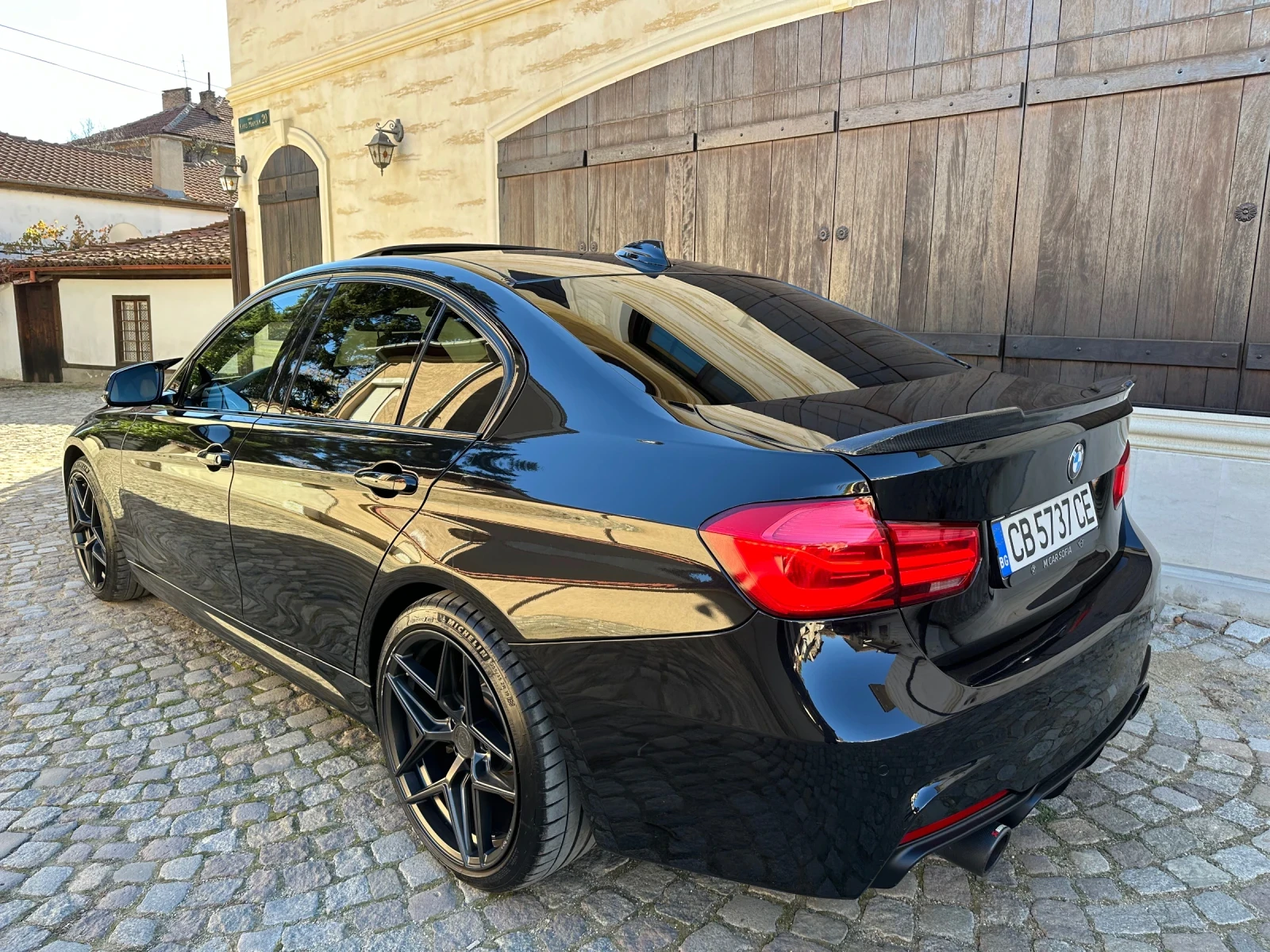 BMW 335  - изображение 3