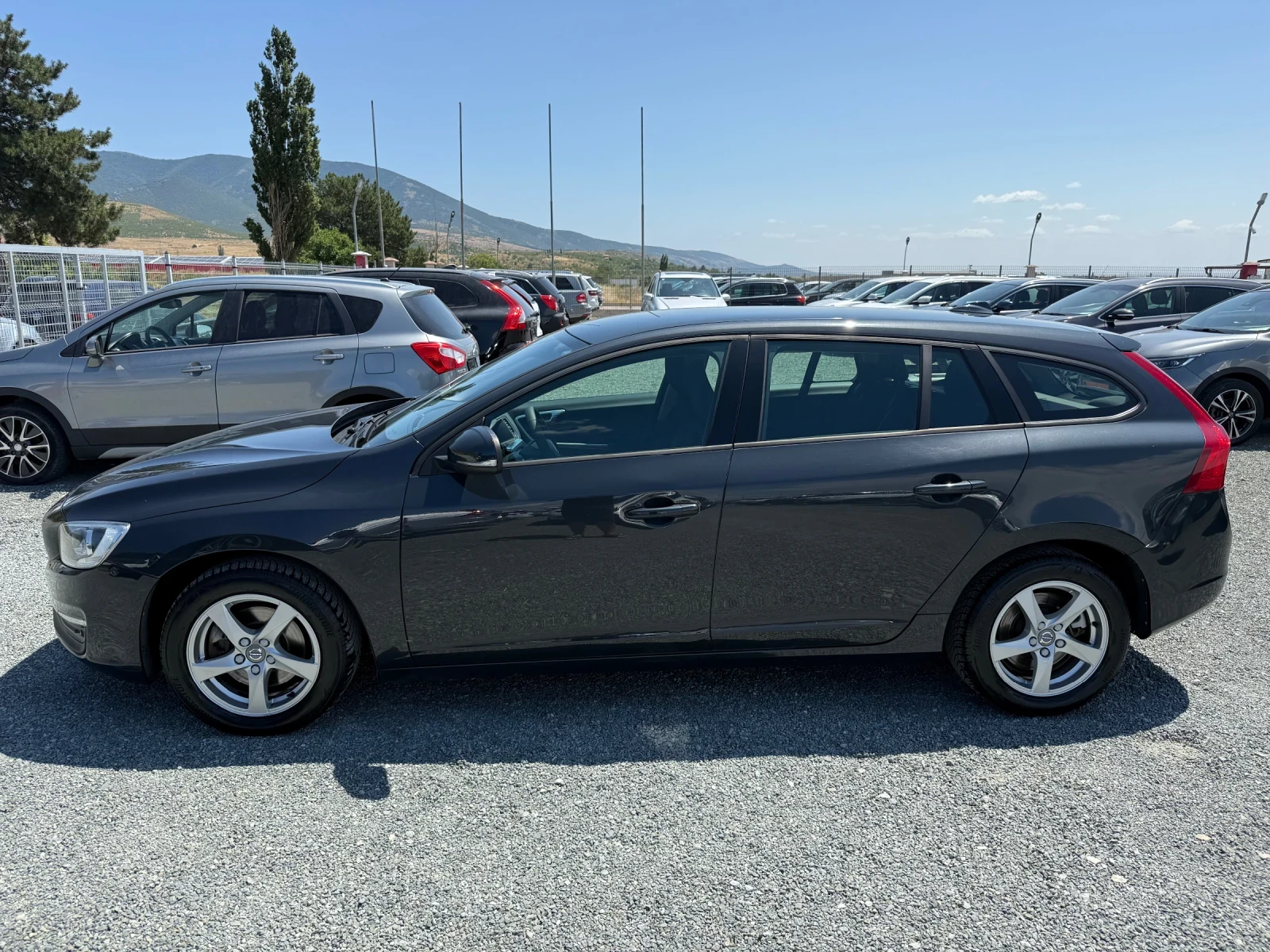 Volvo V60 (KATO НОВА) - изображение 10