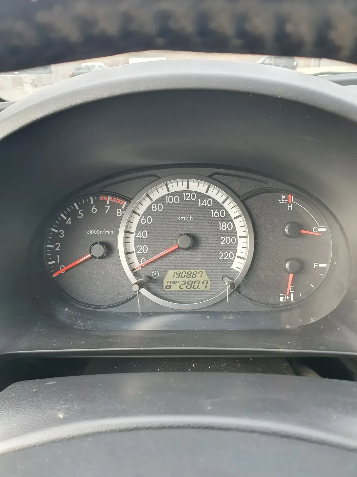 Mazda 5 MAZDA 5 1.8 БЕНЗИН 6+ 1 - изображение 9