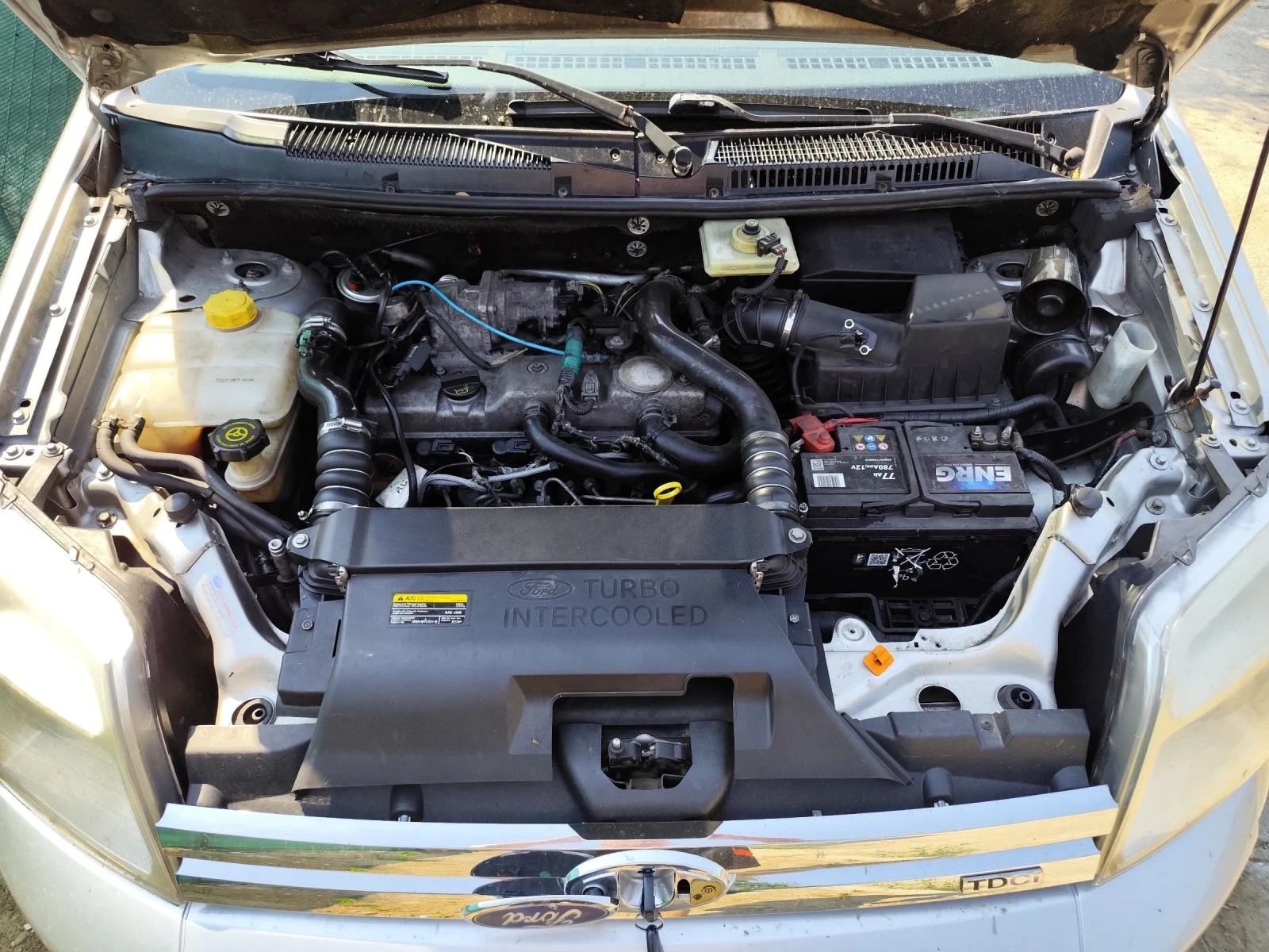Ford Connect Maxi - изображение 7