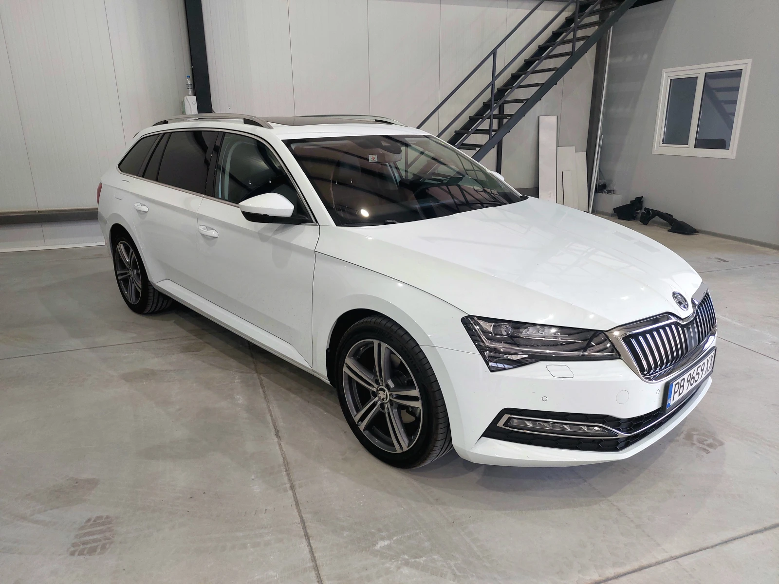 Skoda Superb 2.0TDI DSG7 - изображение 3