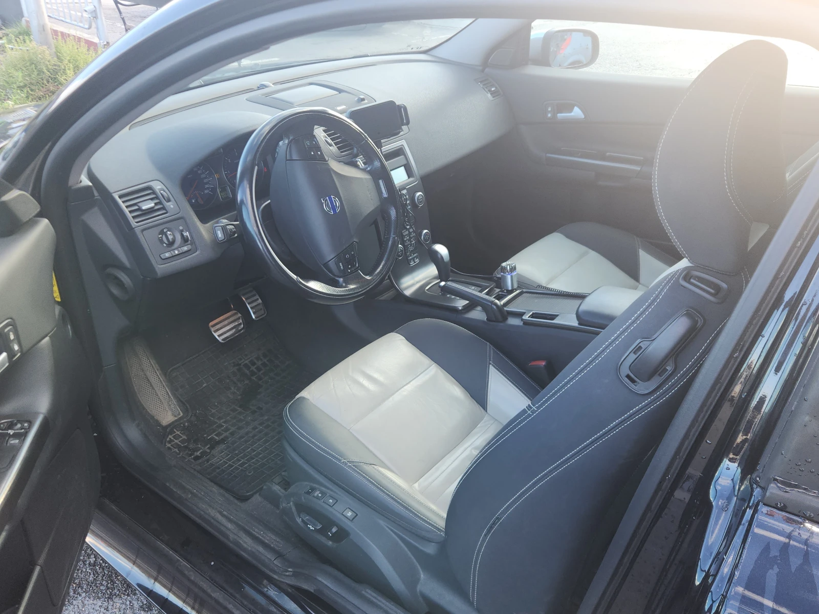 Volvo C30 2.4 D5 R-Design | Mobile.bg � ����������� 13