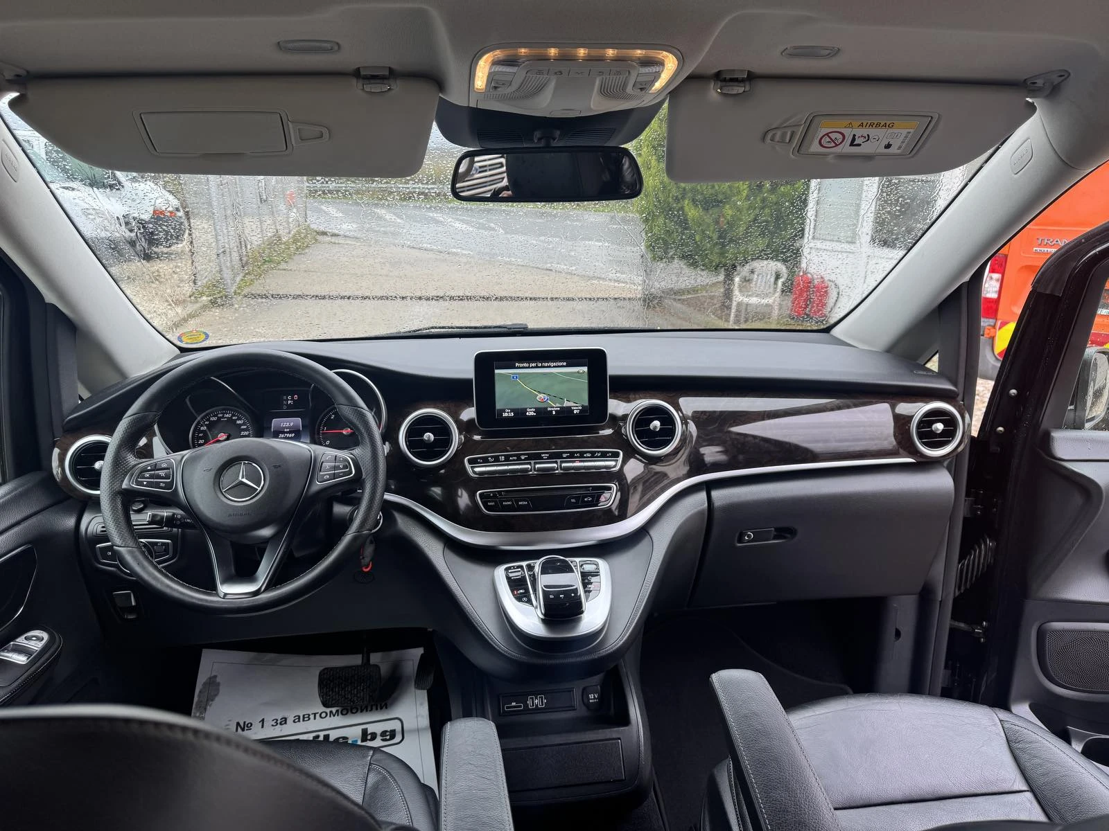 Mercedes-Benz V 300 V220 - изображение 10