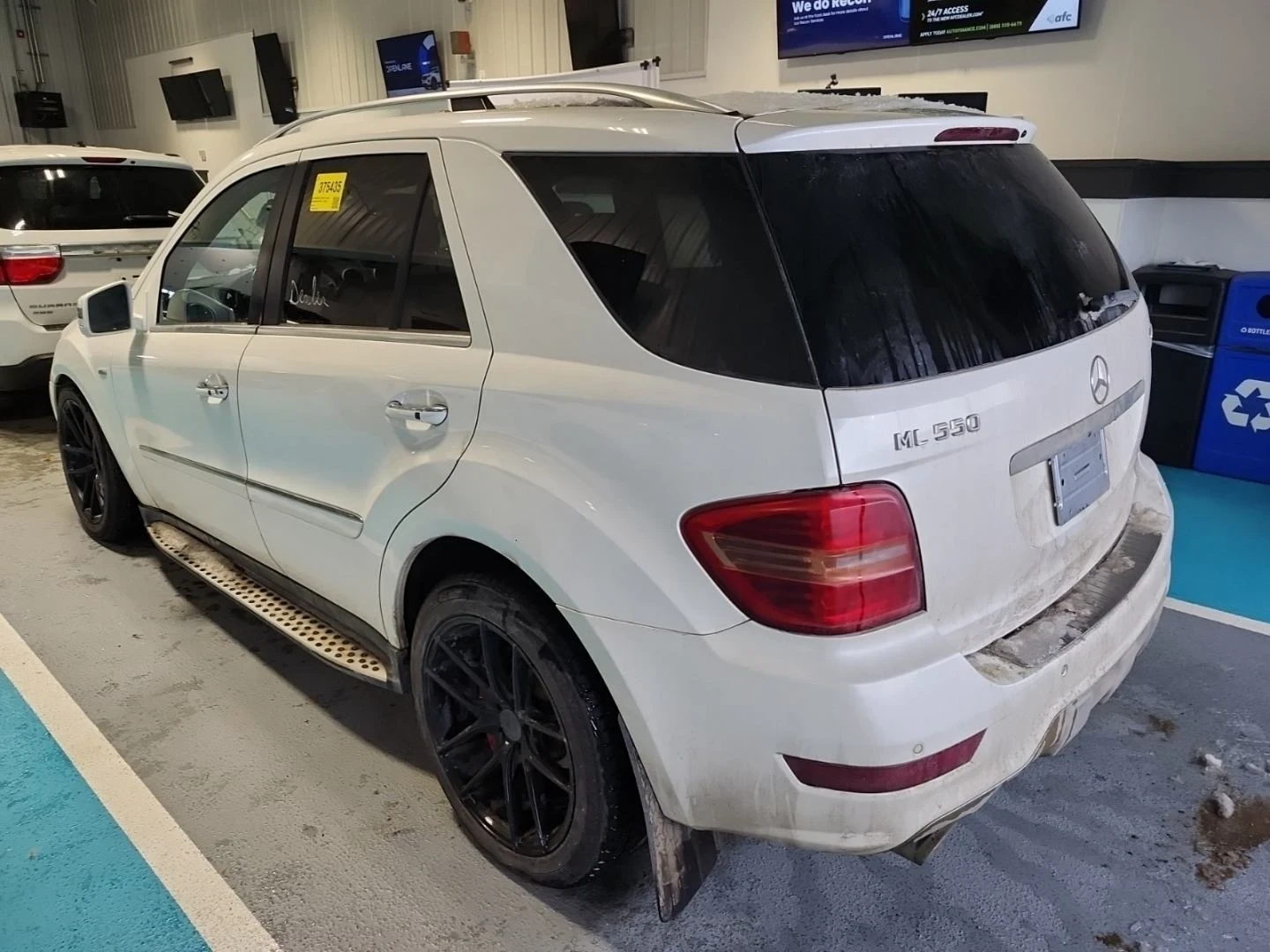 Mercedes-Benz ML 550 ОБДУХВАНЕ * * CARFAX * * АВТО КРЕДИТ * *  - изображение 4