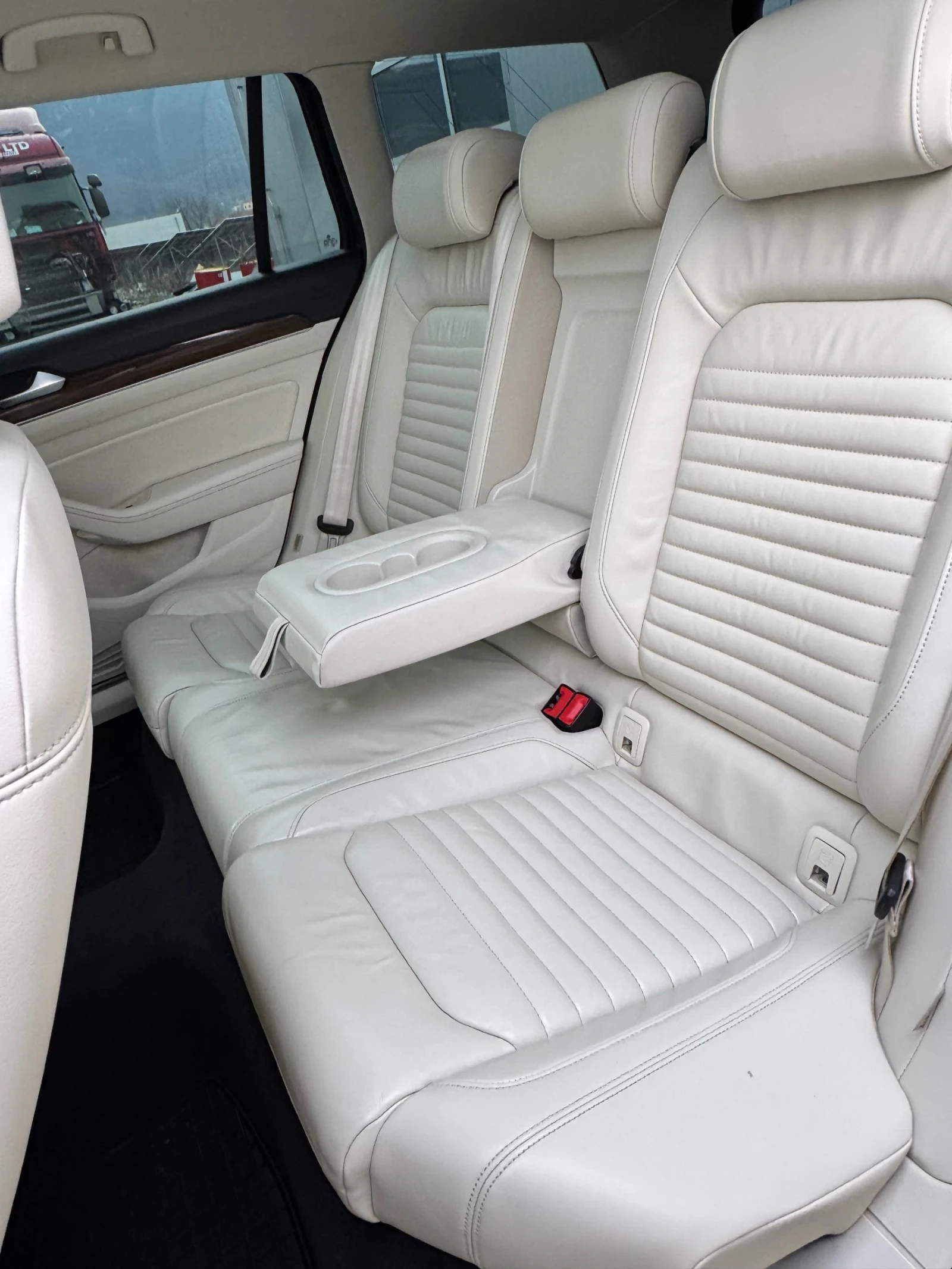 VW Passat, снимка 16 - Автомобили и джипове - 53713196