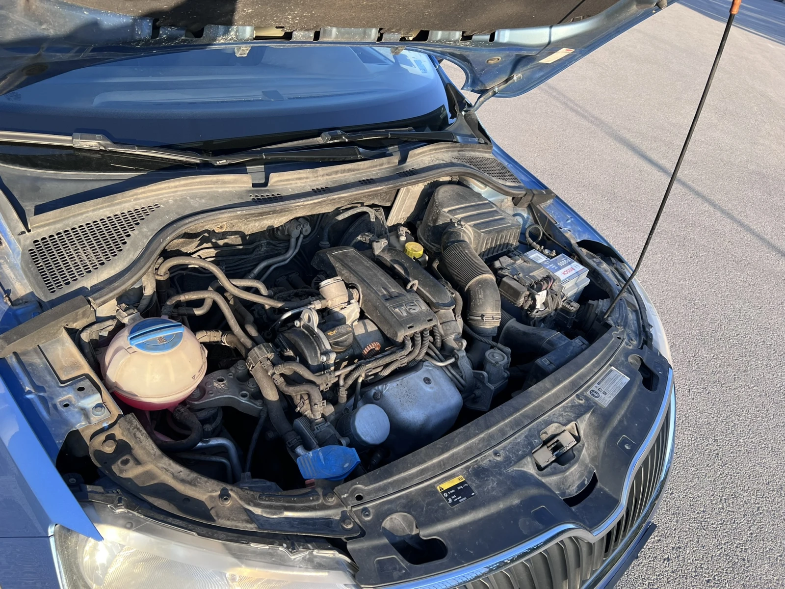 Skoda Rapid 1.2 TSI (105 hp), 117k.km, 4-цилиндров , снимка 12 - Автомобили и джипове - 53826017