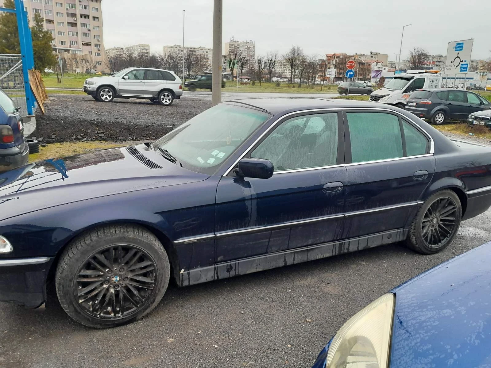 BMW 725, снимка 2 - Автомобили и джипове - 53952655