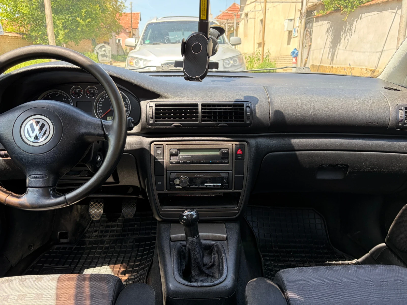 VW Passat 5.5, снимка 5 - Автомобили и джипове - 54332571