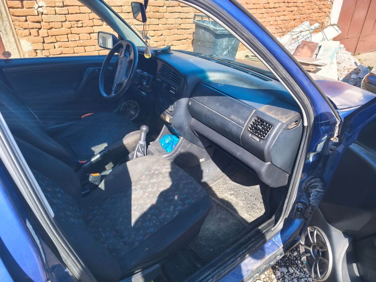 VW Golf 1.9 TDI 90 k.c., снимка 7 - Автомобили и джипове - 54416022