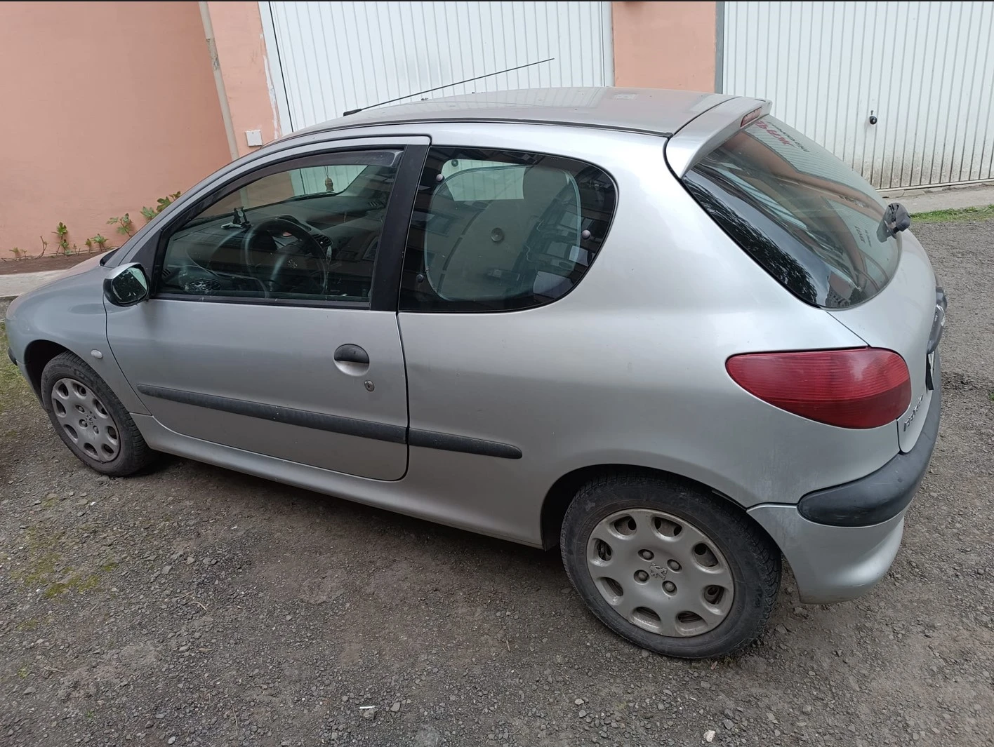 Peugeot 206 1.4HDI ТОВАРЕН 1+ 1, снимка 3 - Автомобили и джипове - 54477634