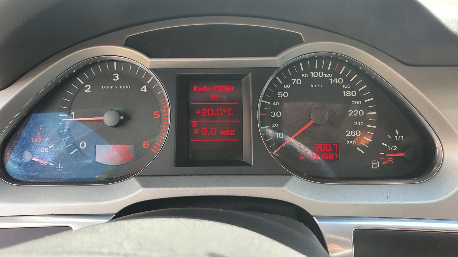 Audi A6 2.0 TDI, снимка 9 - Автомобили и джипове - 54528931