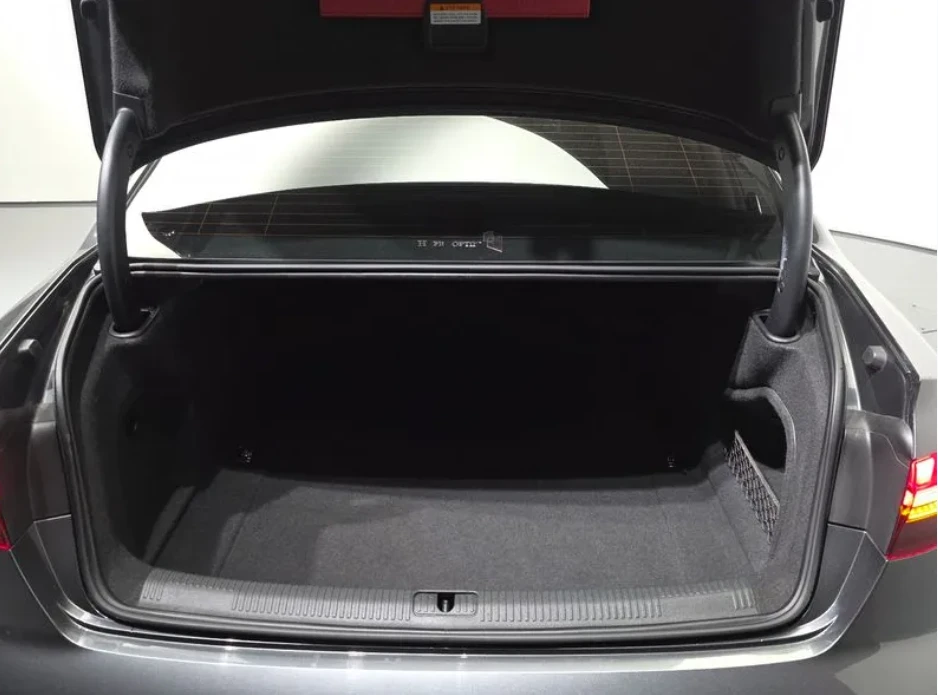 Audi A4 B9 40 Tfsi Premium, снимка 15 - Автомобили и джипове - 54630587