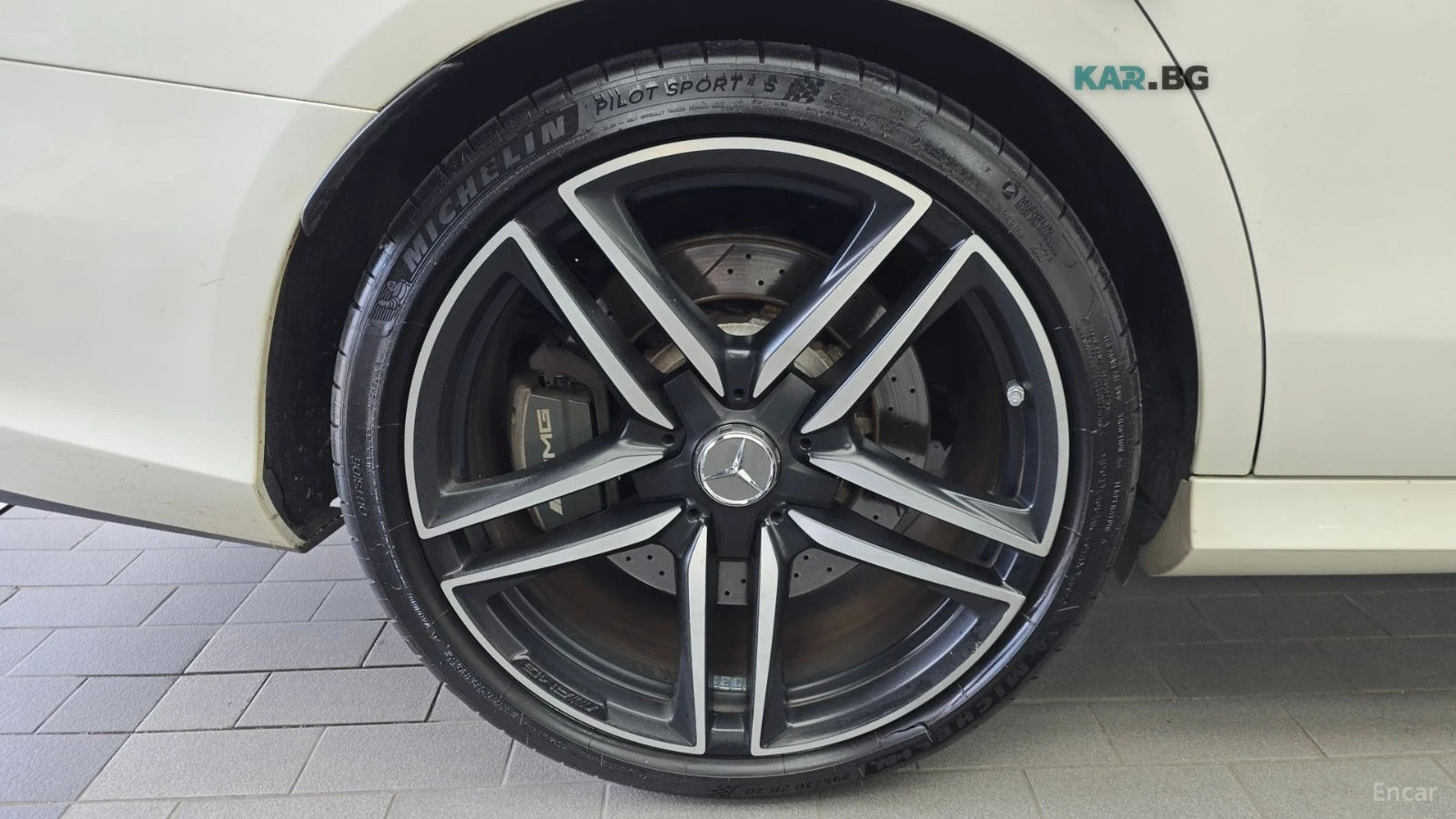 Mercedes-Benz E 63 AMG 4MATIC* DISTRONIC* 360* МАСАЖИ* ОБДУХВАНЕ* , снимка 16 - Автомобили и джипове - 55299836