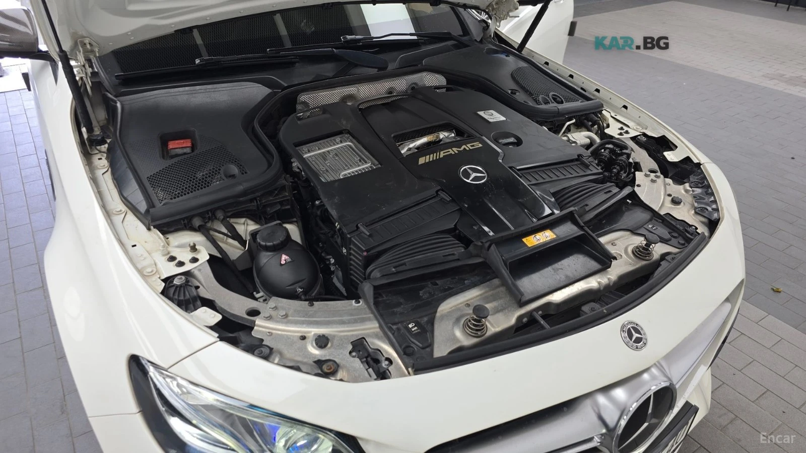 Mercedes-Benz E 63 AMG 4MATIC* DISTRONIC* 360* МАСАЖИ* ОБДУХВАНЕ* , снимка 17 - Автомобили и джипове - 55299836
