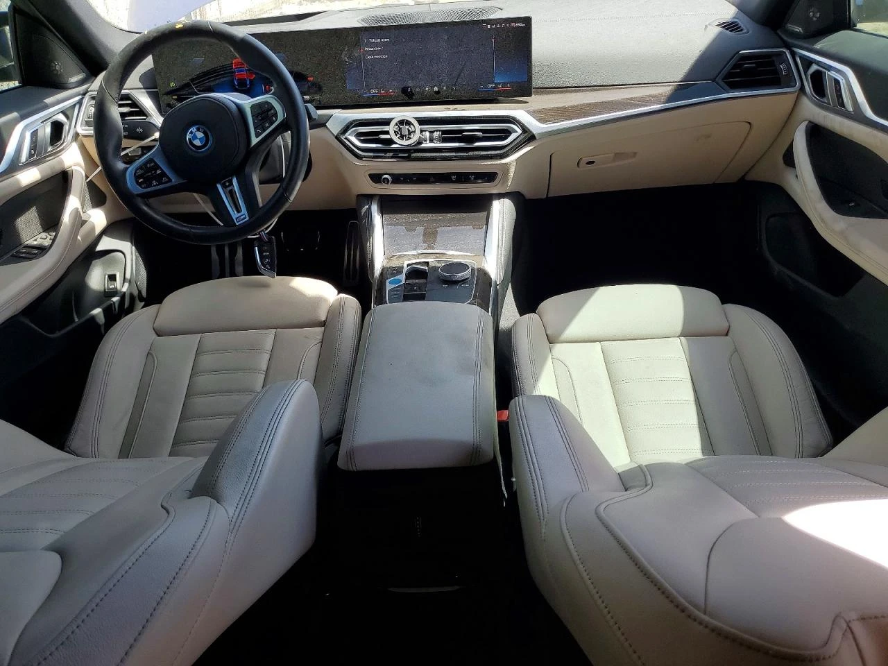 BMW i4 M50i xDrive| KEYLESS| CARPLAY| ACC| PANO| AMBIENT|, снимка 8 - Автомобили и джипове - 55390956