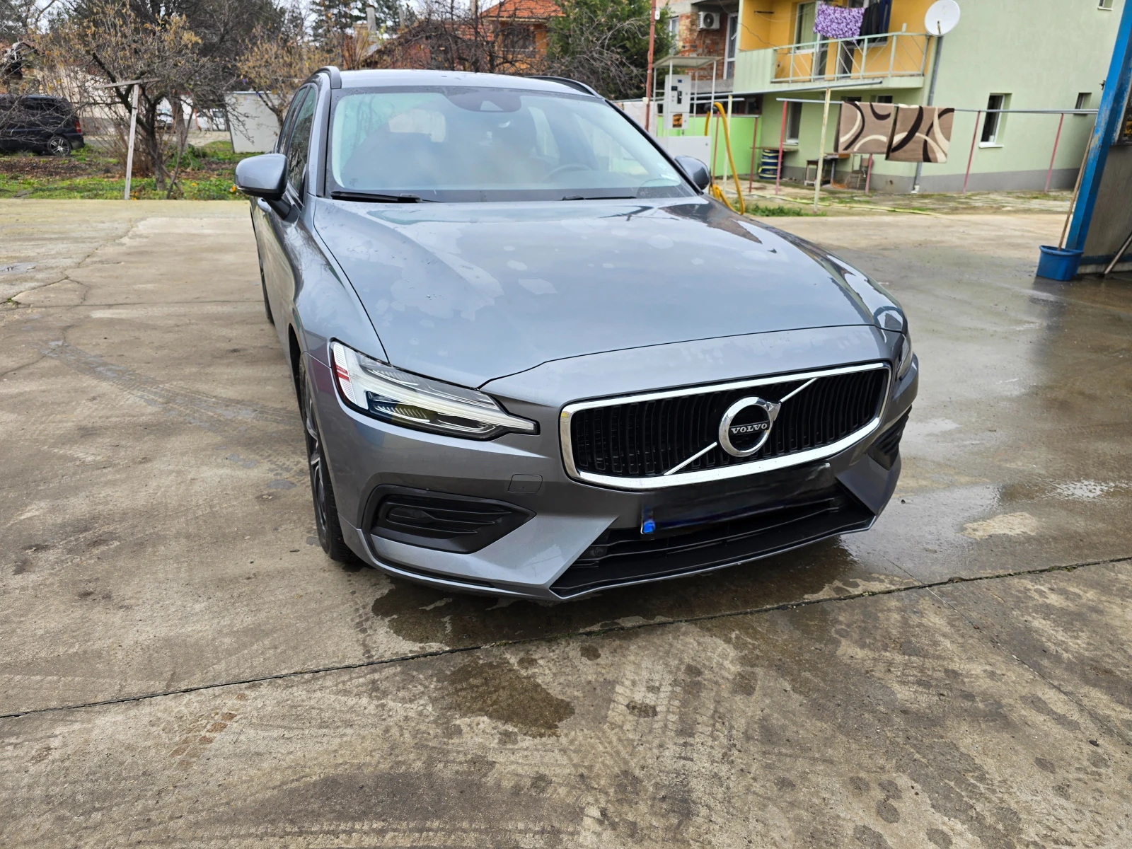 Volvo V60 D3, снимка 2 - Автомобили и джипове - 55451000