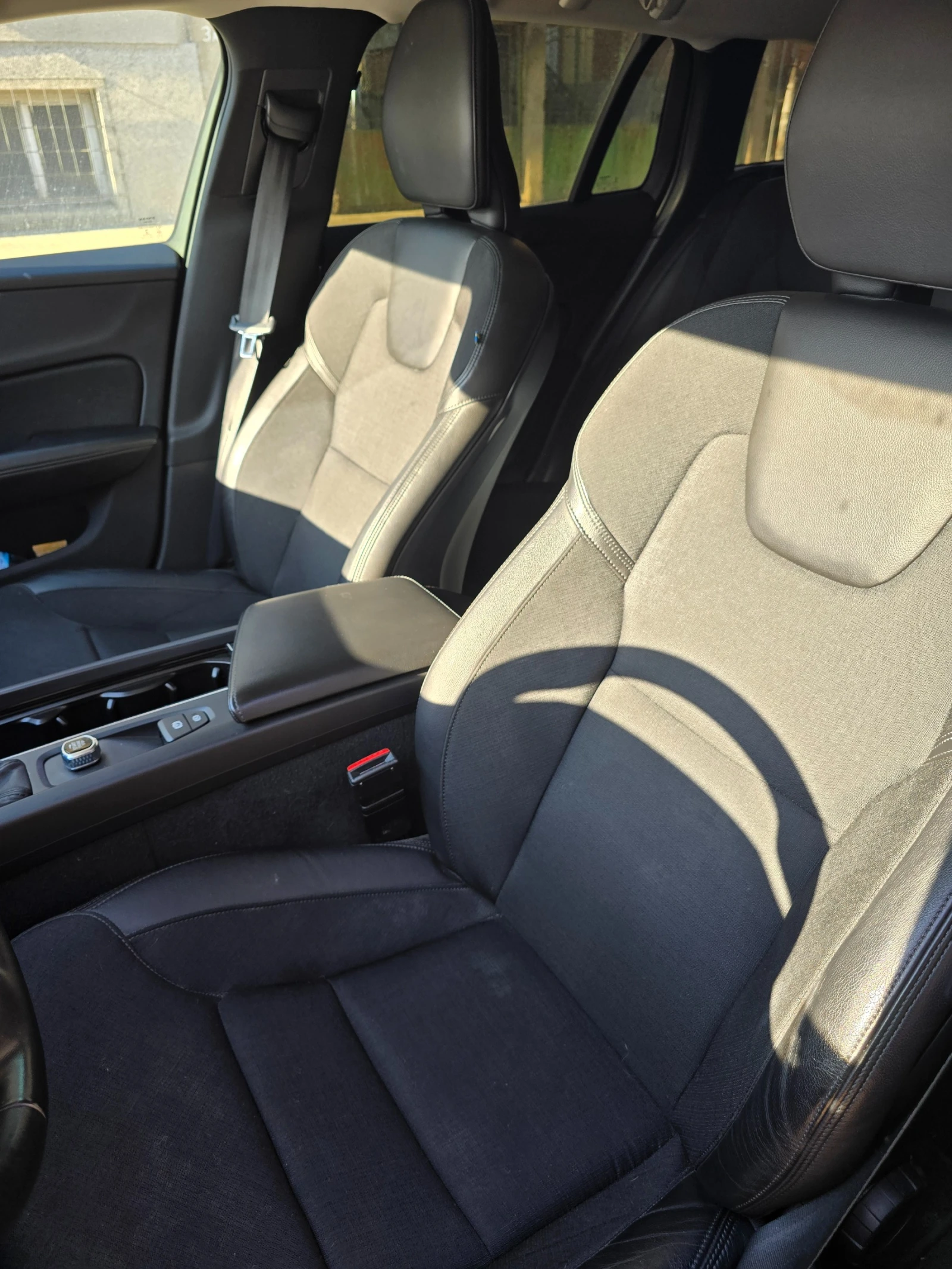 Volvo V60 D3, снимка 7 - Автомобили и джипове - 55451000