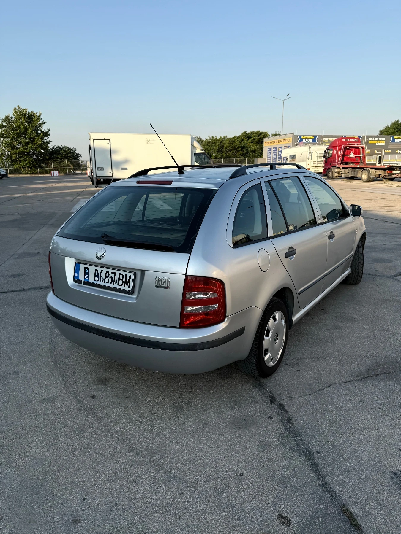 Skoda Fabia Combi, снимка 2 - Автомобили и джипове - 55541667