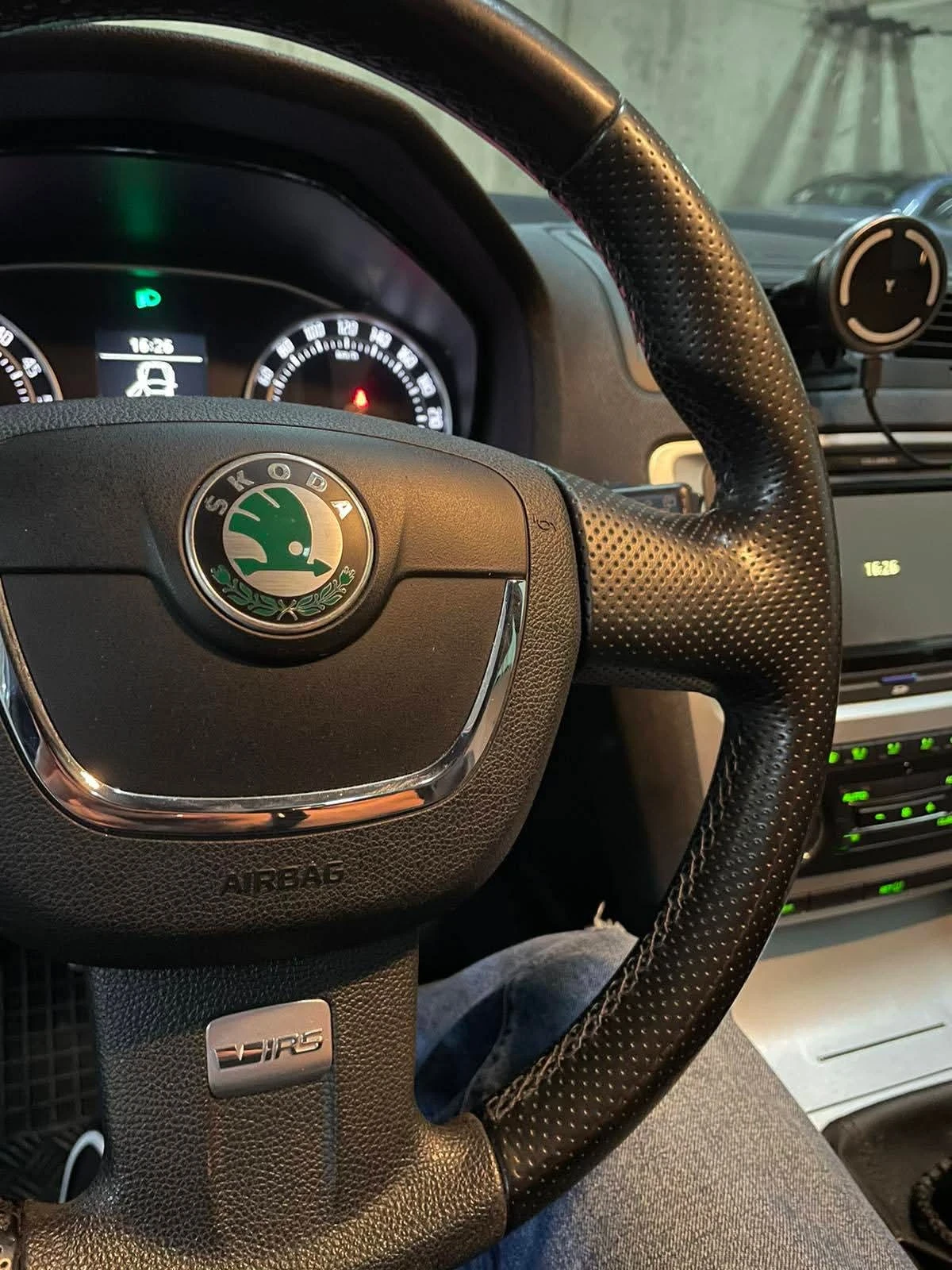 Skoda Octavia VRS, снимка 5 - Автомобили и джипове - 55696816