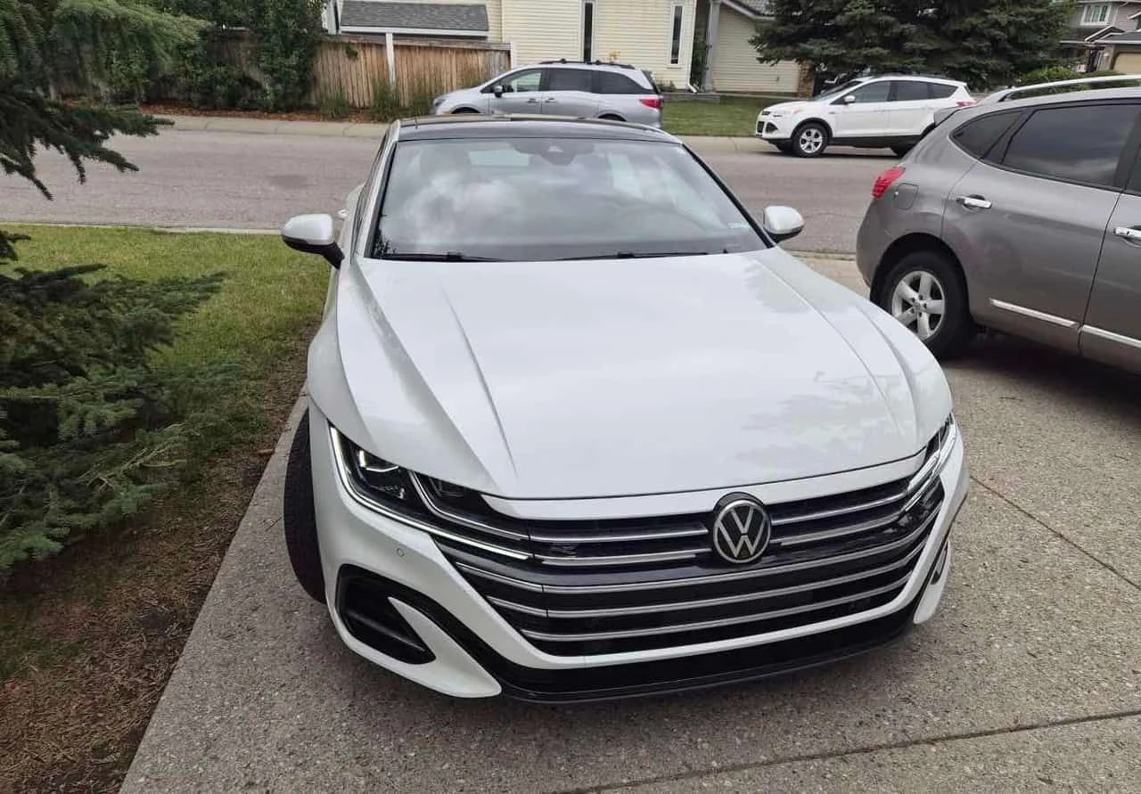 VW Arteon  Execline / ОБДУХВАНЕ / DYNAUDIO / CARFAX / , снимка 6 - Автомобили и джипове - 55702022