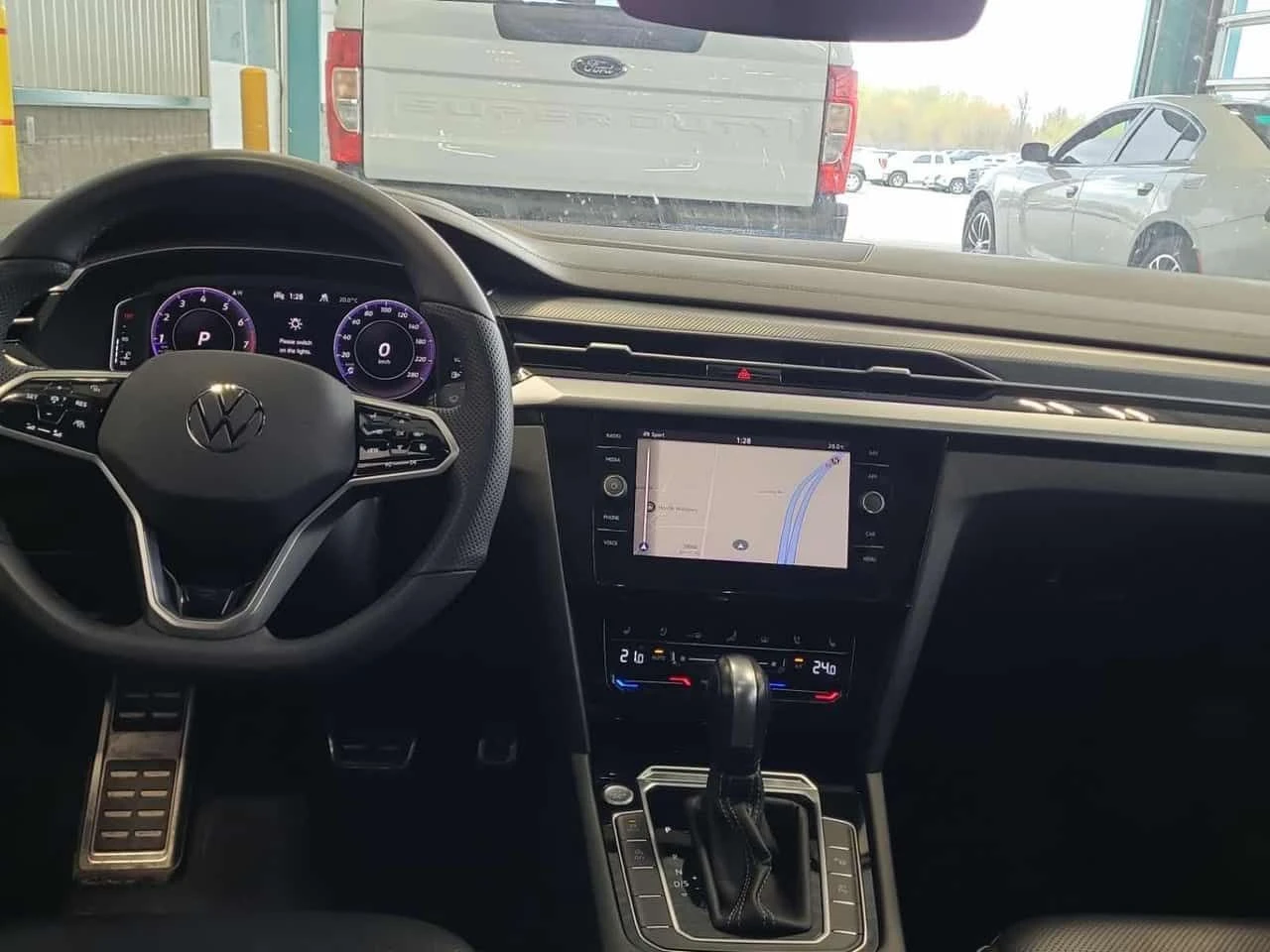 VW Arteon  Execline / ОБДУХВАНЕ / DYNAUDIO / CARFAX / , снимка 7 - Автомобили и джипове - 55702022