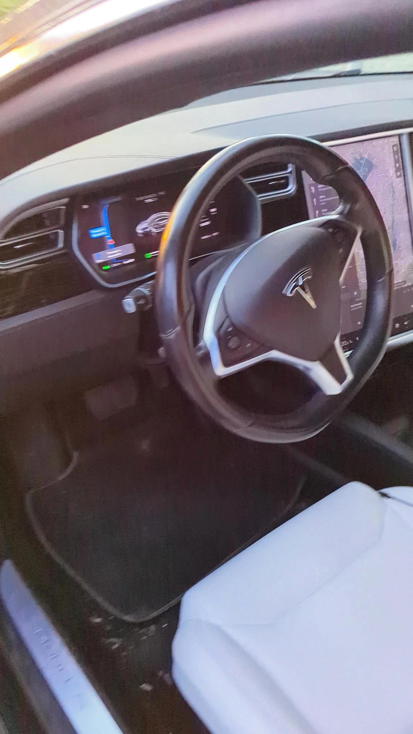 Tesla Model S 75D 4x4, 40 000 км, Air, CCS, 21", снимка 8 - Автомобили и джипове - 55753664