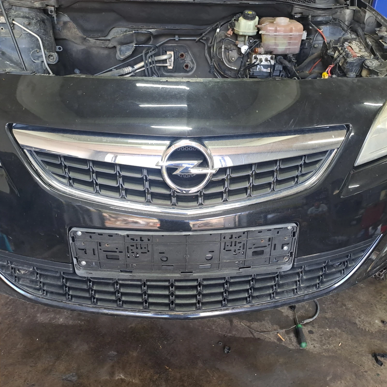 Opel Astra 1.7CDTI, снимка 10 - Автомобили и джипове - 55837757