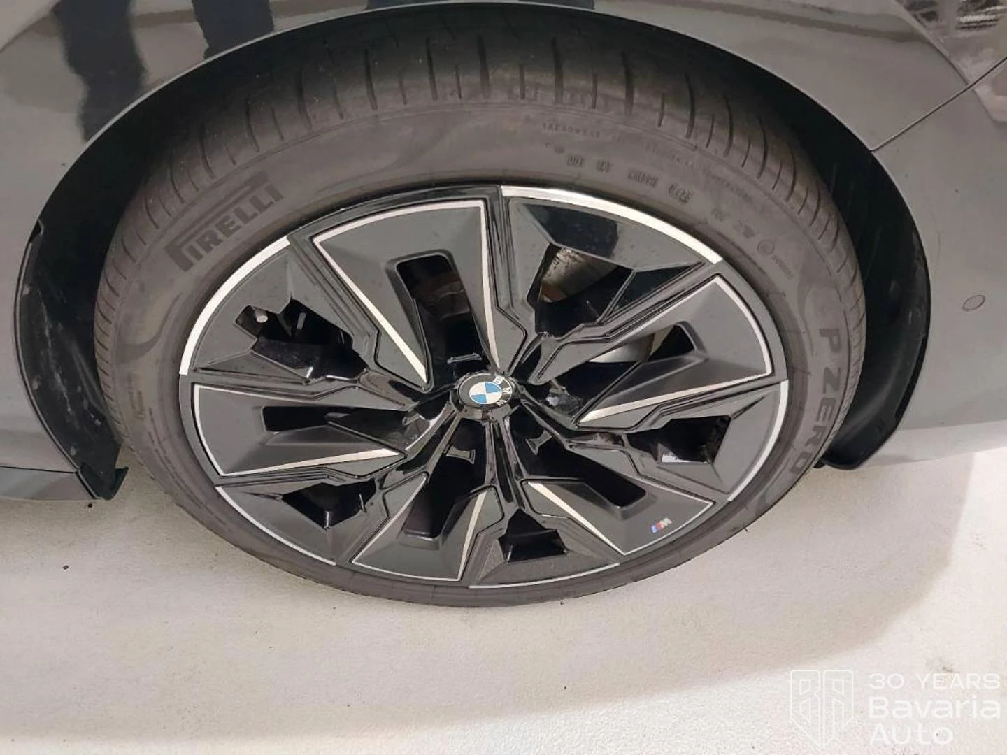 BMW 740 d xDrive M Sport Paket, снимка 16 - Автомобили и джипове - 56110129