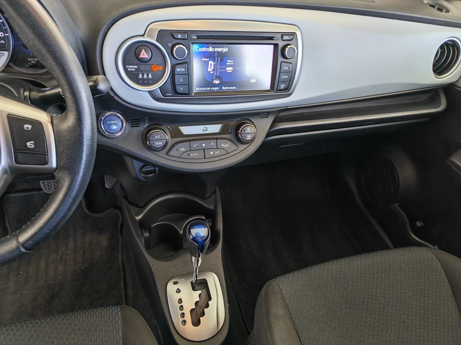 Toyota Yaris 1.5 101�� HYBRID ���� ������  ������� 66000 �� | Mobile.bg � ����������� 13