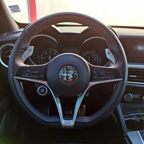 Alfa Romeo Stelvio Q4 Executive 4x4, снимка 13