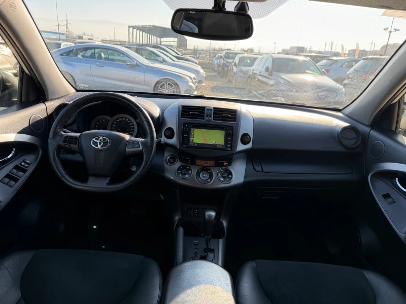 Toyota Rav4 2.2 D4D (КАТО НОВА), снимка 14 - Автомобили и джипове - 52802210
