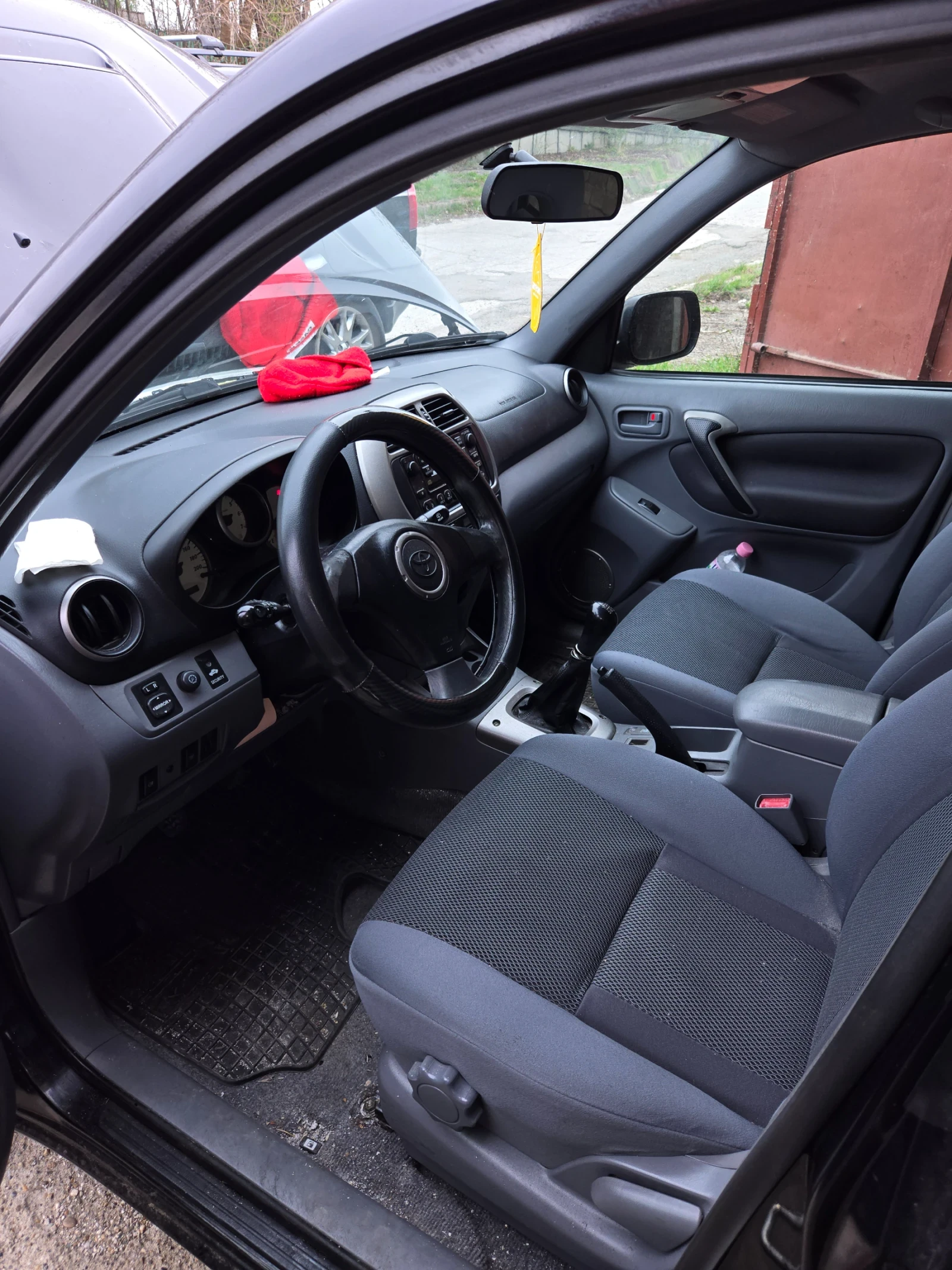 Toyota Rav4  - изображение 8