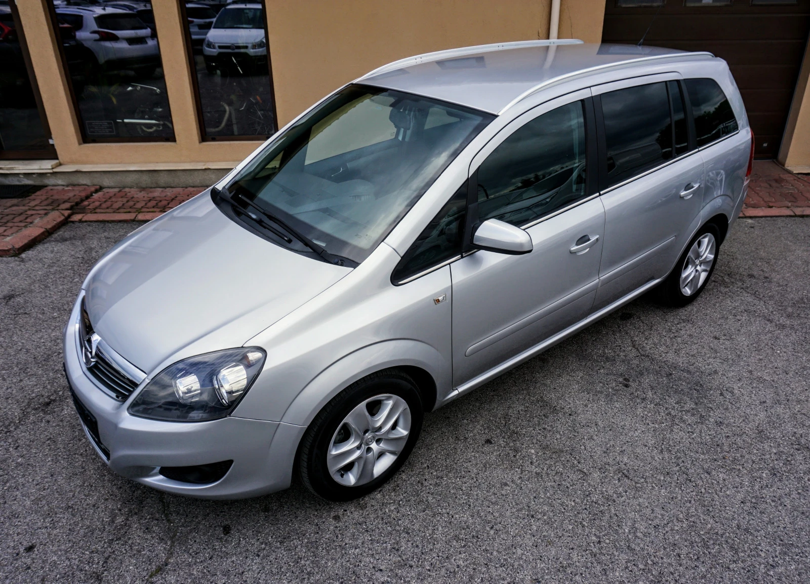 Opel Zafira 1.7CDTi  | Mobile.bg   1