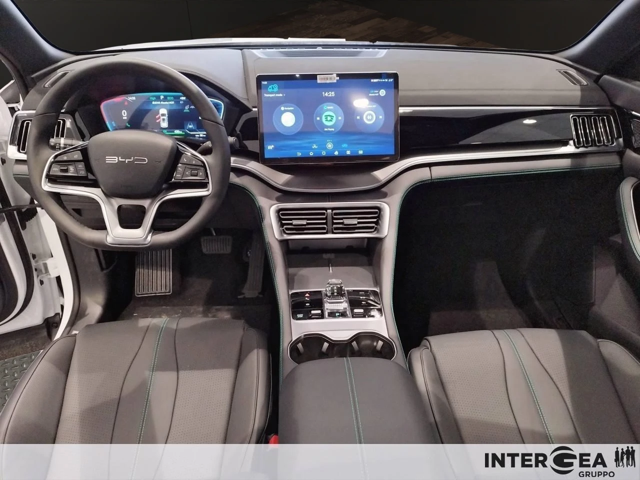 BYD Seal U DM-i 1.5i PLUG-IN HYBRID - изображение 7