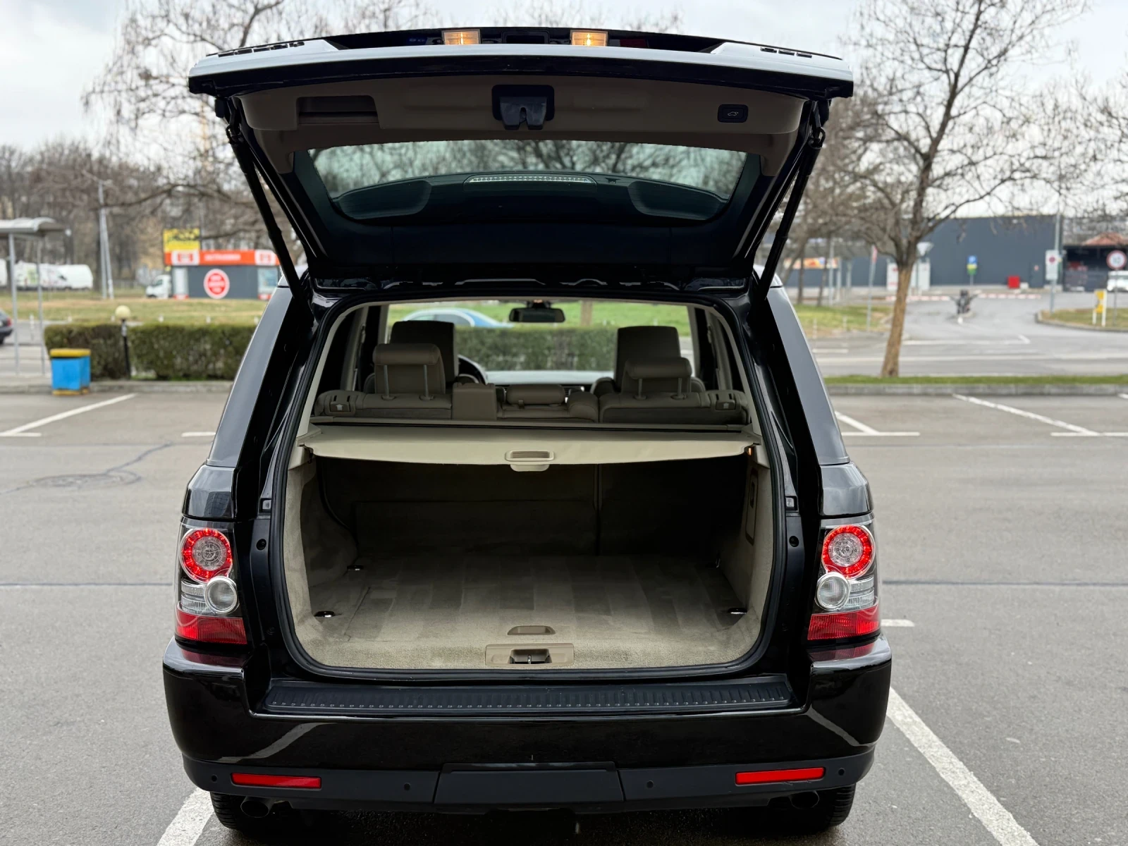 Land Rover Range Rover Sport 132000km !!!, снимка 16 - Автомобили и джипове - 53981379