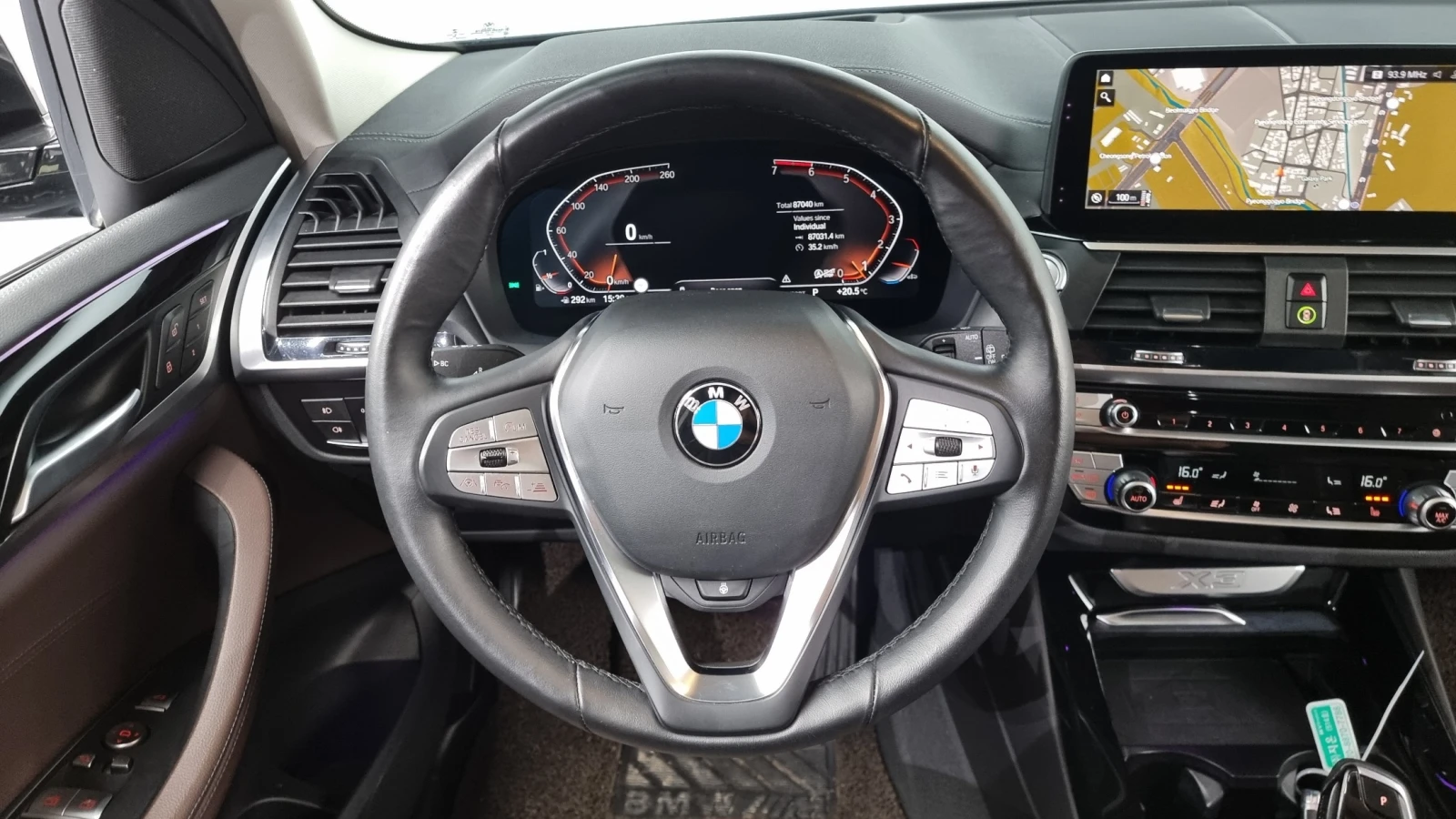 BMW X3 xDrive 20i Luxury | HUD | DISTRONIC | MEMORY | PAN, снимка 10 - Автомобили и джипове - 54699969