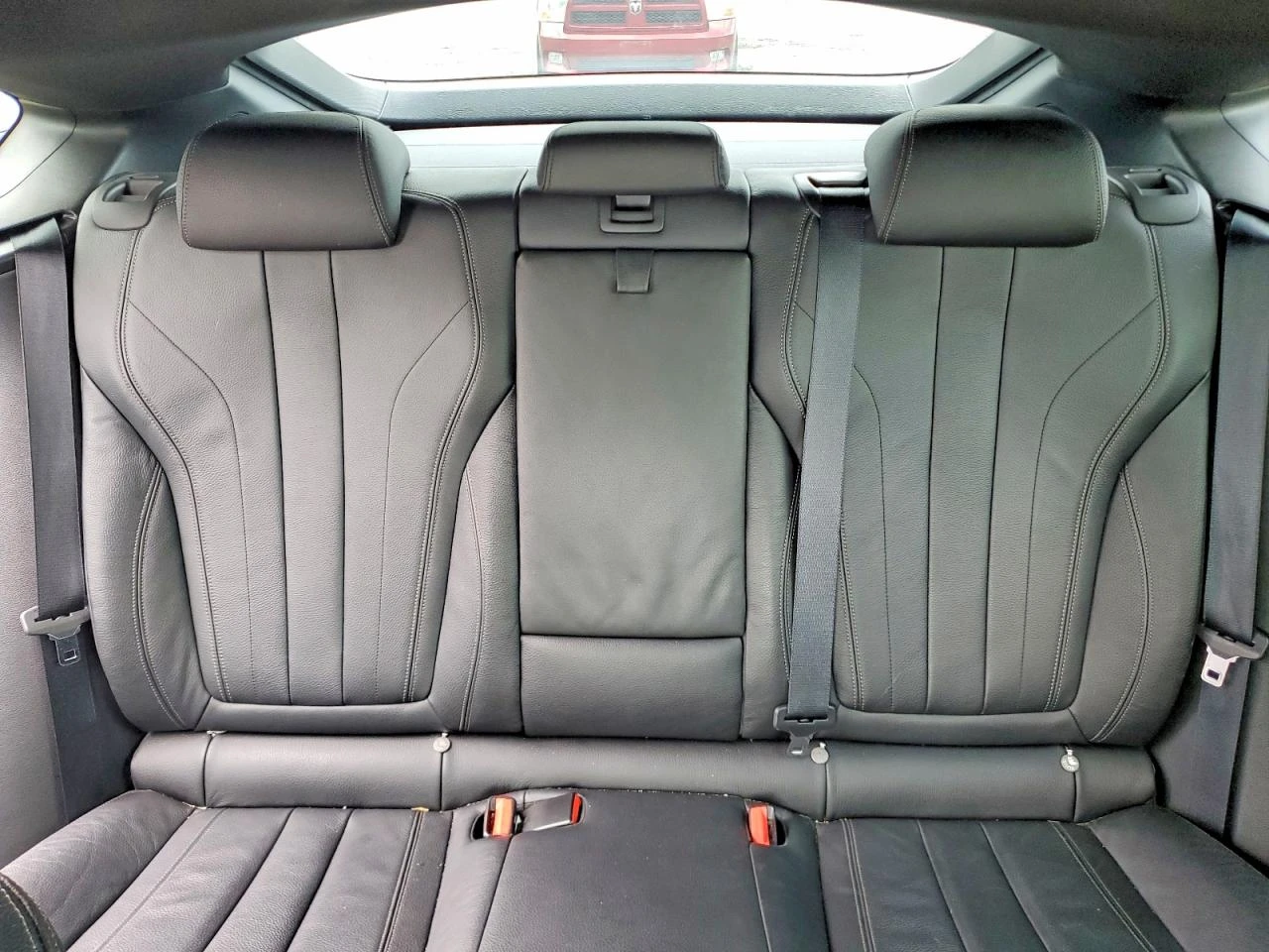 BMW X6 XDRIVE35I M PKG| HARMAN| HUD| ВАКУУМ| 360| LANE AS, снимка 10 - Автомобили и джипове - 54885614