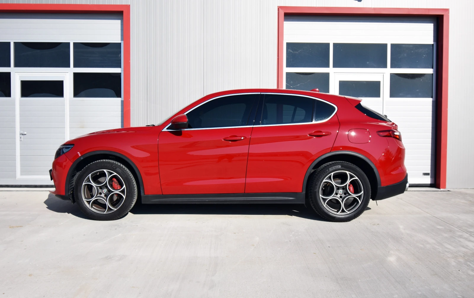 Alfa Romeo Stelvio Q4 Executive 4x4, снимка 9 - Автомобили и джипове - 55202977