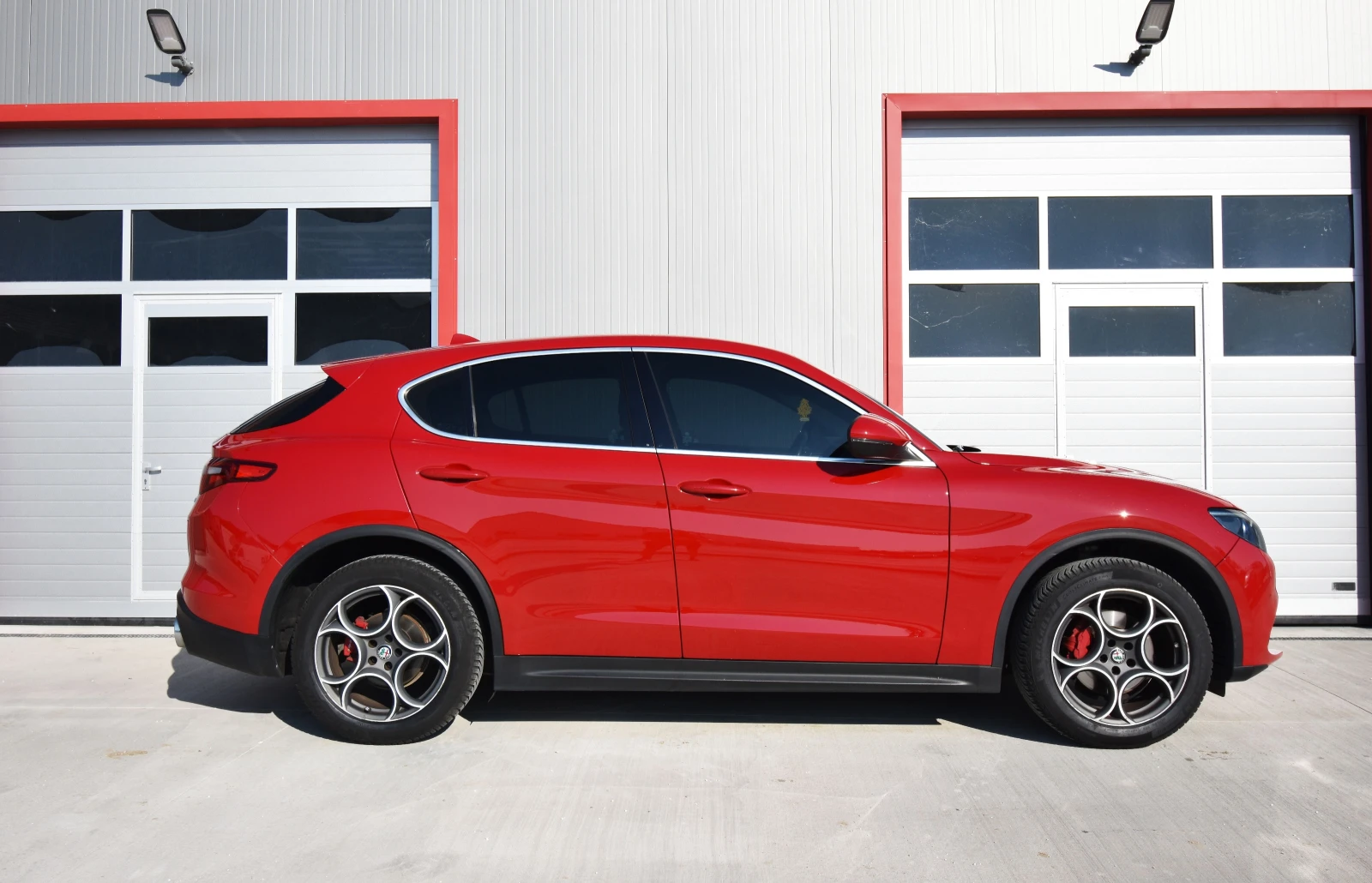 Alfa Romeo Stelvio Q4 Executive 4x4, снимка 8 - Автомобили и джипове - 55202977