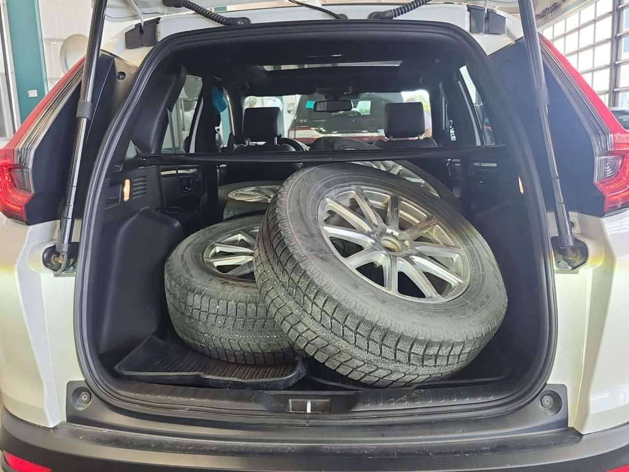 Honda Cr-v * BLACK EDITION * AWD * CARFAX * , снимка 14 - Автомобили и джипове - 55702770
