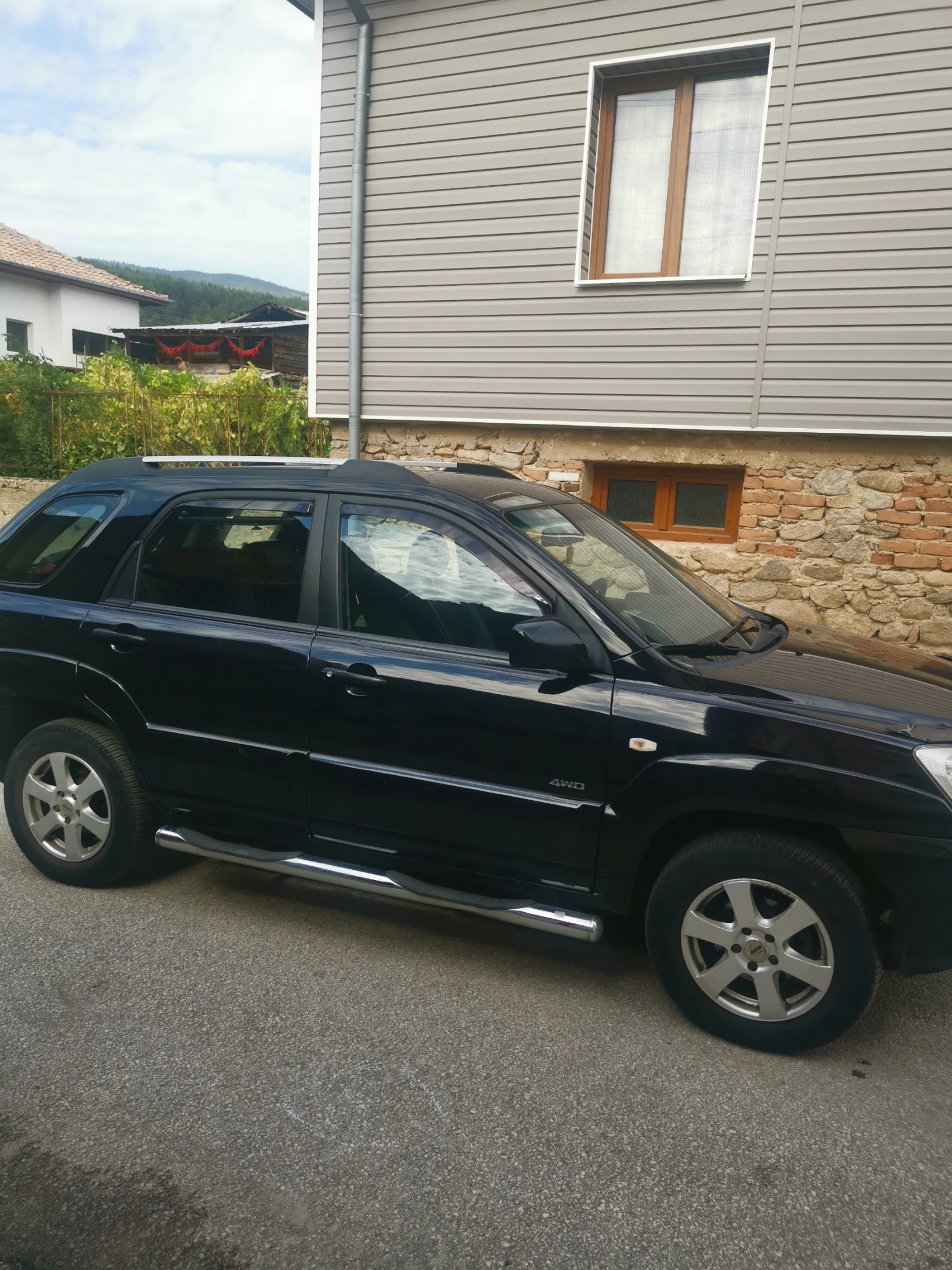 Kia Sportage, снимка 4 - Автомобили и джипове - 56078682