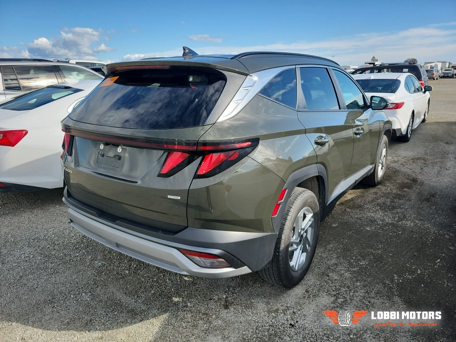 Hyundai Tucson, снимка 3 - Автомобили и джипове - 56163665